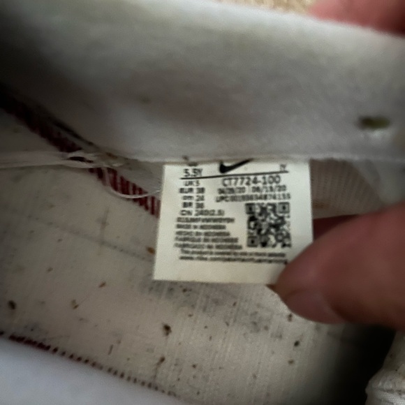 Fit of the day jeans t shirt pull over sweater Air Force ones - Picture 10 of 14